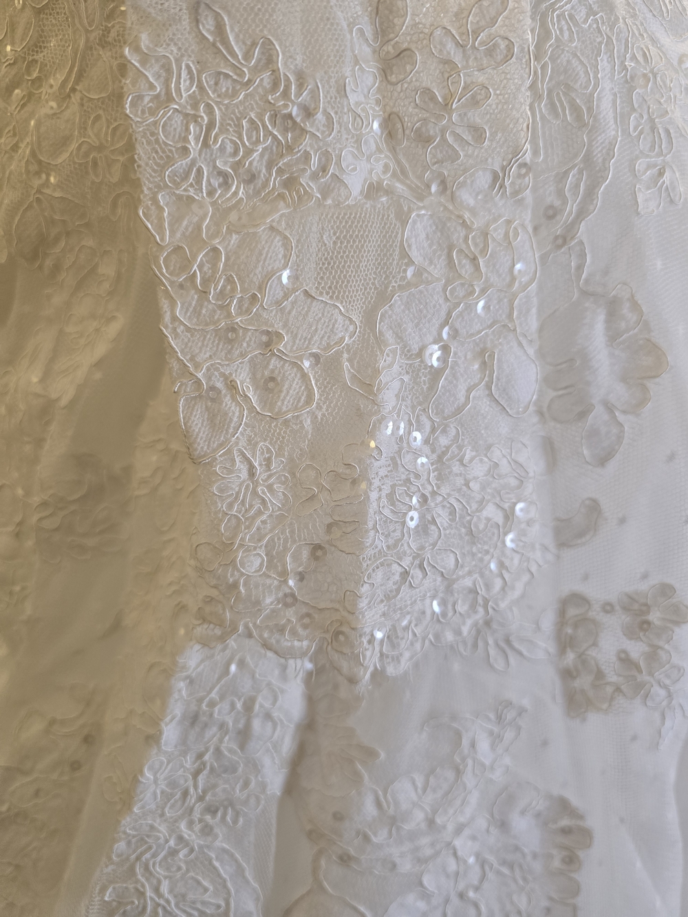 Off-Shoulder Long Sleeve White Lace Ball Gown Dress - Picture 12 of 16